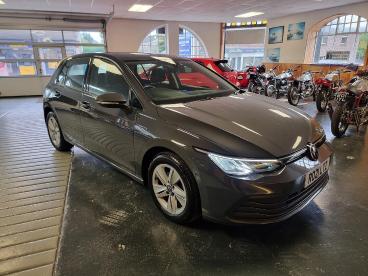 SPOTICAR Volkswagen Golf 1.5 Tsi Life Euro 6 (s/s) 5dr Used Car - Saloon Petrol Grey - Blairgowrie - 1200631684_1