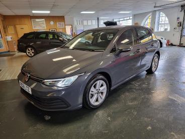 SPOTICAR Volkswagen Golf 1.5 Tsi Life Euro 6 (s/s) 5dr Used Car - Saloon Petrol Grey - Blairgowrie - 1200631684_3