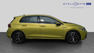 SPOTICAR Volkswagen Golf 1.5 Tsi Style Euro 6 (s/s) 5dr Used Car - Saloon Petrol Yellow - Birmingham - 1200633886_2