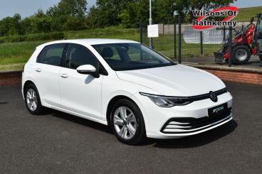 SPOTICAR Volkswagen Golf 1.5 Tsi Life Euro 6 (s/s) 5dr Used Car - Saloon Petrol White - Ballymena County Antrim - 1200633916_1