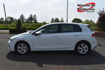 SPOTICAR Volkswagen Golf 1.5 Tsi Life Euro 6 (s/s) 5dr Used Car - Saloon Petrol White - Ballymena County Antrim - 1200633916_4