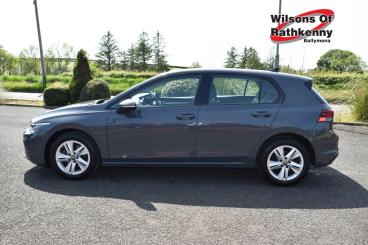 SPOTICAR Volkswagen Golf 1.5 Tsi Life Euro 6 (s/s) 5dr Used Car - Saloon Petrol Grey - Ballymena County Antrim - 1200633929_4