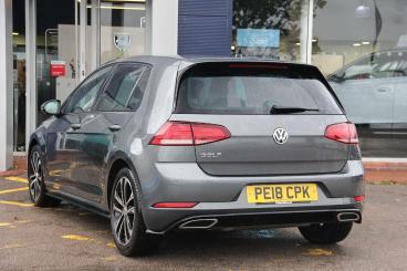 SPOTICAR Volkswagen Golf 1.5 Tsi Evo R-line Euro 6 (s/s) 5dr Used Car - Saloon Petrol Grey - Bulkington - 1200642537_4