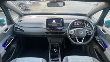 SPOTICAR Volkswagen Id 3 Id.3 Pro 58kwh Life Auto 5dr Used Car - Saloon Electric Blue - Stockport - 1200551868_4