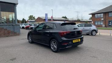 SPOTICAR Volkswagen Polo 1.0 Tsi R-line Dsg Euro 6 (s/s) 5dr Used Car - City Car Petrol Black - Crawley - 1200544479_5