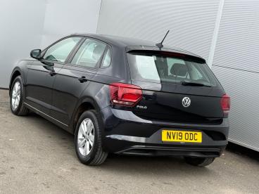 SPOTICAR Volkswagen Polo 1.0 Tsi Se Tech Edition Euro 6 (s/s) 5dr Used Car - City Car Petrol Black - Darlington - 1200552018_3