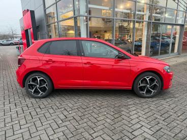 SPOTICAR Volkswagen Polo 1.0 Tsi Beats Euro 6 (s/s) 5dr Used Car - City Car Petrol Red - Trowbridge - 1200565358_2
