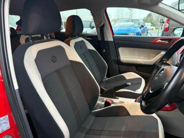 SPOTICAR Volkswagen Polo 1.0 Tsi Beats Euro 6 (s/s) 5dr Used Car - City Car Petrol Red - Trowbridge - 1200565358_5
