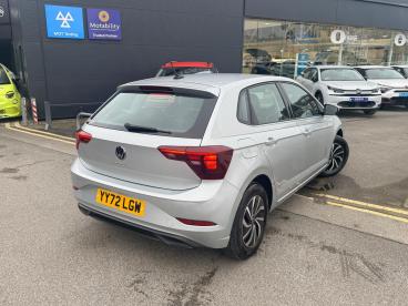 SPOTICAR Volkswagen Polo 1.0 Tsi Life Euro 6 (s/s) 5dr Used Car - City Car Petrol Silver - Wakefield - 1200573318_4