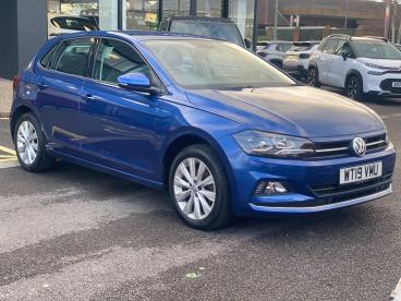 SPOTICAR Volkswagen Polo 1.0 Tsi Sel Euro 6 (s/s) 5dr Used Car - City Car Petrol Blue - Cheltenham - 1200575486_5