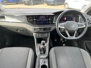 SPOTICAR Volkswagen Polo 1.0 Tsi Life Euro 6 (s/s) 5dr Used Car - City Car Petrol Grey - Tonbridge - 1200583590_3