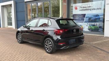 SPOTICAR Volkswagen Polo 1.0 Tsi Life Dsg Euro 6 (s/s) 5dr Used Car - City Car Petrol Black - London - 1200593875_5