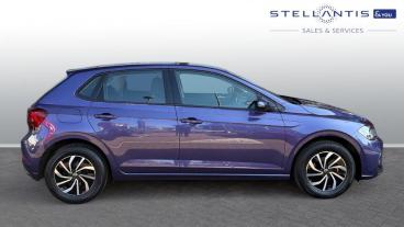 SPOTICAR Volkswagen Polo 1.0 Tsi Life Euro 6 (s/s) 5dr Used Car - City Car Petrol Purple - London - 1200596436_2