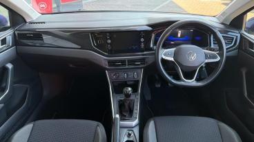 SPOTICAR Volkswagen Polo 1.0 Tsi Life Euro 6 (s/s) 5dr Used Car - City Car Petrol Purple - London - 1200596436_4