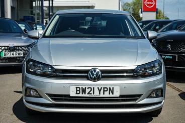 SPOTICAR Volkswagen Polo 1.0 Tsi Match Euro 6 (s/s) 5dr Used Car - City Car Petrol Silver - Leamington - 1200601254_3