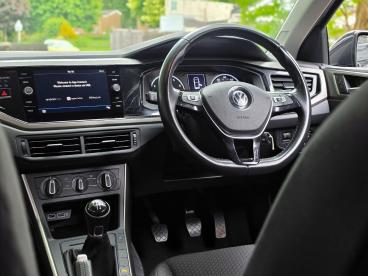 SPOTICAR Volkswagen Polo 1.0 Evo Match Euro 6 (s/s) 5dr Used Car - City Car Petrol Grey - Accrington - 1200604914_2