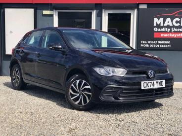 SPOTICAR Volkswagen Polo 1.0 Tsi Life Euro 6 (s/s) 5dr Used Car - City Car Petrol Black - Inverness - 1200609929_1