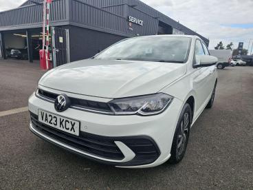 SPOTICAR Volkswagen Polo 1.0 Tsi Life Euro 6 (s/s) 5dr Used Car - City Car Petrol White - Cheltenham - 1200627561_3
