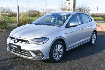 SPOTICAR Volkswagen Polo 1.0 Tsi Style Euro 6 (s/s) 5dr Used Car - City Car Petrol Silver - Ballymena County Antrim - 1200633935_3