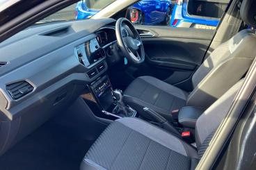 SPOTICAR Volkswagen T-cross 1.0 Tsi R-line Dsg Euro 6 (s/s) 5dr Used Car - Suv Petrol Black - Rochester - 1200557830_3