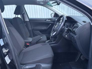 SPOTICAR Volkswagen T-cross 1.0 Tsi Se Dsg Euro 6 (s/s) 5dr Used Car - Suv Petrol Black - Inverness - 1200570325_4