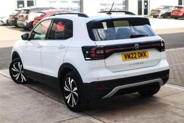 SPOTICAR Volkswagen T-cross 1.0 Tsi Black Edition Euro 6 (s/s) 5dr Used Car - Suv Petrol White - Bromsgrove - 1200584429_2