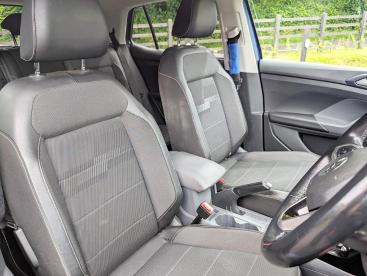 SPOTICAR Volkswagen T-cross 1.6 Tdi Se Euro 6 (s/s) 5dr Used Car - Suv Diesel Blue - County Antrim - 1200612777_3
