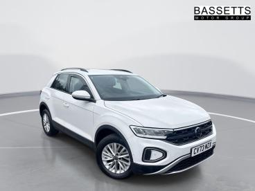SPOTICAR Volkswagen T-roc 1.0 Tsi Life Euro 6 (s/s) 5dr Used Car - Suv Petrol White - Bridgend - 1200534063_1