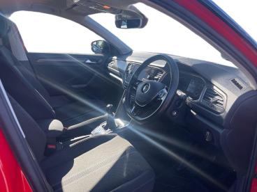 SPOTICAR Volkswagen T-roc 1.5 Tsi Evo Se 5dr Used Car - Suv Petrol Red - Bridgend - 1200545539_3