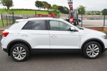 SPOTICAR Volkswagen T-roc 1.0 Tsi Se Euro 6 (s/s) 5dr Used Car - Suv Petrol Silver - Ballymena County Antrim - 1200549407_2