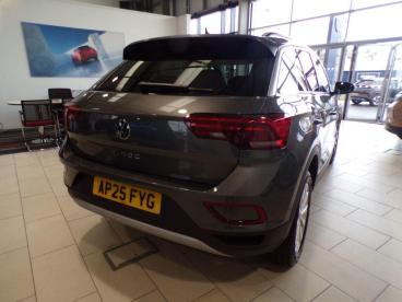 SPOTICAR Volkswagen T-roc 1.0 Tsi Match Euro 6 (s/s) 5dr Used Car - Suv Petrol Grey - Ashington - 1200553152_4