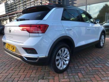 SPOTICAR Volkswagen T-roc 1.5 Tsi Evo Se Dsg Euro 6 (s/s) 5dr Used Car - Suv Petrol Silver - Littlehampton - 1200558336_4