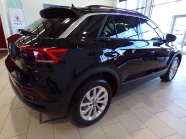 SPOTICAR Volkswagen T-roc 1.5 Tsi Match Dsg Euro 6 (s/s) 5dr Used Car - Suv Petrol Black - Ashington - 1200559712_4