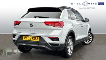 SPOTICAR Volkswagen T-roc 1.6 Tdi Design Euro 6 (s/s) 5dr Used Car - Suv Diesel Blue - Salford - 1200575446_3