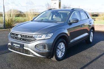 SPOTICAR Volkswagen T-roc 1.5 Tsi Life Euro 6 (s/s) 5dr Used Car - Suv Petrol Grey - Ballymena County Antrim - 1200579591_3