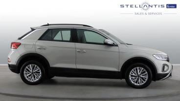 SPOTICAR Volkswagen T-roc 1.0 Tsi Life Euro 6 (s/s) 5dr Used Car - Suv Petrol Grey - Birmingham - 1200590949_4