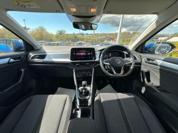 SPOTICAR Volkswagen T-roc 1.0 Tsi Life Euro 6 (s/s) 5dr Used Car - Suv Petrol Blue - Llangefni - 1200595705_3