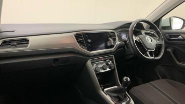 SPOTICAR Volkswagen T-roc 1.5 Tsi Evo Se Euro 6 (s/s) 5dr Used Car - Suv Petrol White - Coventry - 1200602364_2