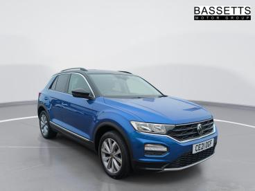 SPOTICAR Volkswagen T-roc 1.0 Tsi Design Euro 6 (s/s) 5dr Used Car - Suv Petrol Blue - Bridgend - 1200612126_1