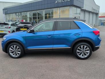 SPOTICAR Volkswagen T-roc 1.0 Tsi Design Euro 6 (s/s) 5dr Used Car - Suv Petrol Blue - Bridgend - 1200612126_5