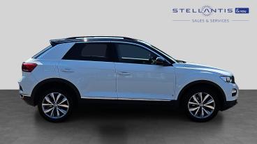 SPOTICAR Volkswagen T-roc 1.0 Tsi Design Euro 6 (s/s) 5dr Used Car - Suv Petrol White - Sale - 1200616428_2