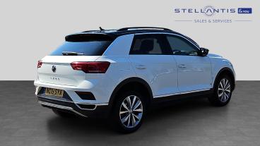 SPOTICAR Volkswagen T-roc 1.0 Tsi Design Euro 6 (s/s) 5dr Used Car - Suv Petrol White - Sale - 1200616428_3
