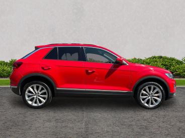 SPOTICAR Volkswagen T-roc 1.5 Tsi Evo Sel Euro 6 (s/s) 5dr Used Car - Suv Petrol Red - Ashford - 1200618744_5