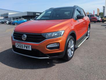 SPOTICAR Volkswagen T-roc 1.6 Tdi Design Euro 6 (s/s) 5dr Used Car - Suv Diesel Orange - Bridgend - 1200620492_3