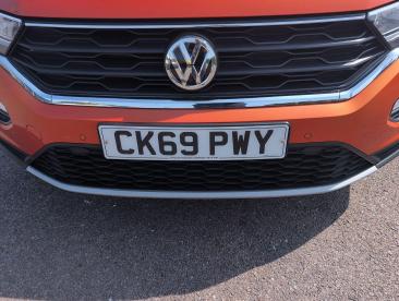 SPOTICAR Volkswagen T-roc 1.6 Tdi Design Euro 6 (s/s) 5dr Used Car - Suv Diesel Orange - Bridgend - 1200620492_4
