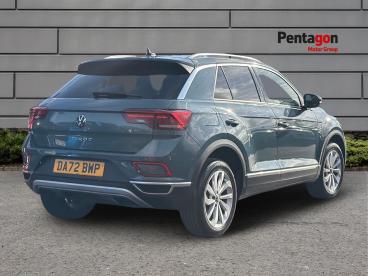 SPOTICAR Volkswagen T-roc 1.5 Tsi Style Dsg Euro 6 (s/s) 5dr Used Car - Suv Petrol Blue - Barnsley - 1200631580_2