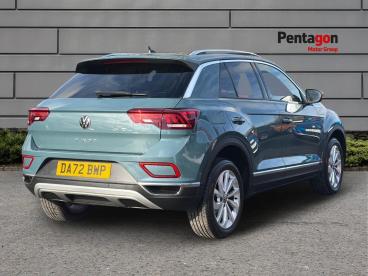 SPOTICAR Volkswagen T-roc 1.5 Tsi Style Dsg Euro 6 (s/s) 5dr Used Car - Suv Petrol Blue - Barnsley - 1200631580_4
