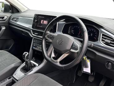 SPOTICAR Volkswagen T-roc 1.0 Tsi Style Euro 6 (s/s) 5dr Used Car - Suv Petrol Black - Derby - 1200631861_5