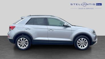 SPOTICAR Volkswagen T-roc 1.5 Tsi Match Dsg Euro 6 (s/s) 5dr Used Car - Suv Petrol Silver - Hatfield - 1200633716_2