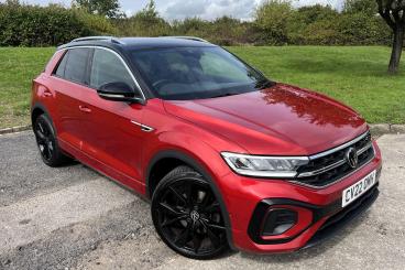 SPOTICAR Volkswagen T-roc 1.5 Tsi R-line Dsg Euro 6 (s/s) 5dr Used Car - Suv Petrol Red - Bridgend - 1200635023_1